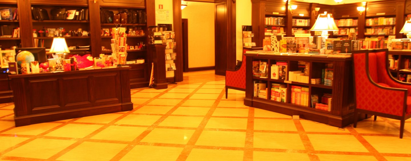 Se deschide Librăria Editurii UAIC