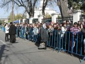 Cozi interminabile la Sfânta Parascheva