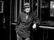 Leonard Cohen le va cânta îngerilor