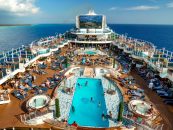 Românii care merg în vacanță în Grecia sau Bulgaria stau la întoarcere 14 zile în izolare