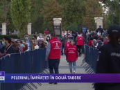 Pelerinii, împărțiți în două tabere