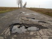 Se reziliază contractul pentru drumul Iași-Țibănești?